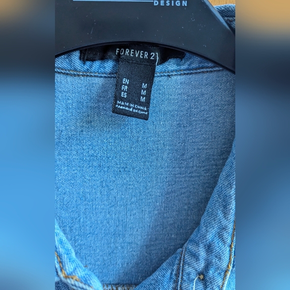 Forever 21 crop denim button down - Picture 6 of 6